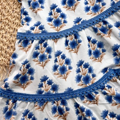 Vestido Floral com Plantas Douradas - Azul